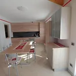 Pisolo Selvaggio Apartman Tirano